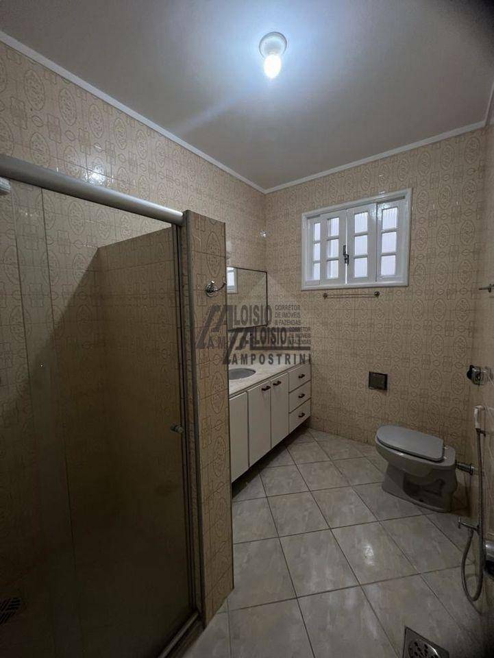 Casa à venda com 4 quartos, 180m² - Foto 12