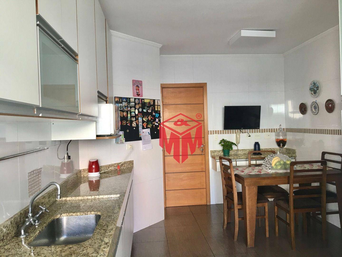 Apartamento à venda com 3 quartos, 139m² - Foto 22