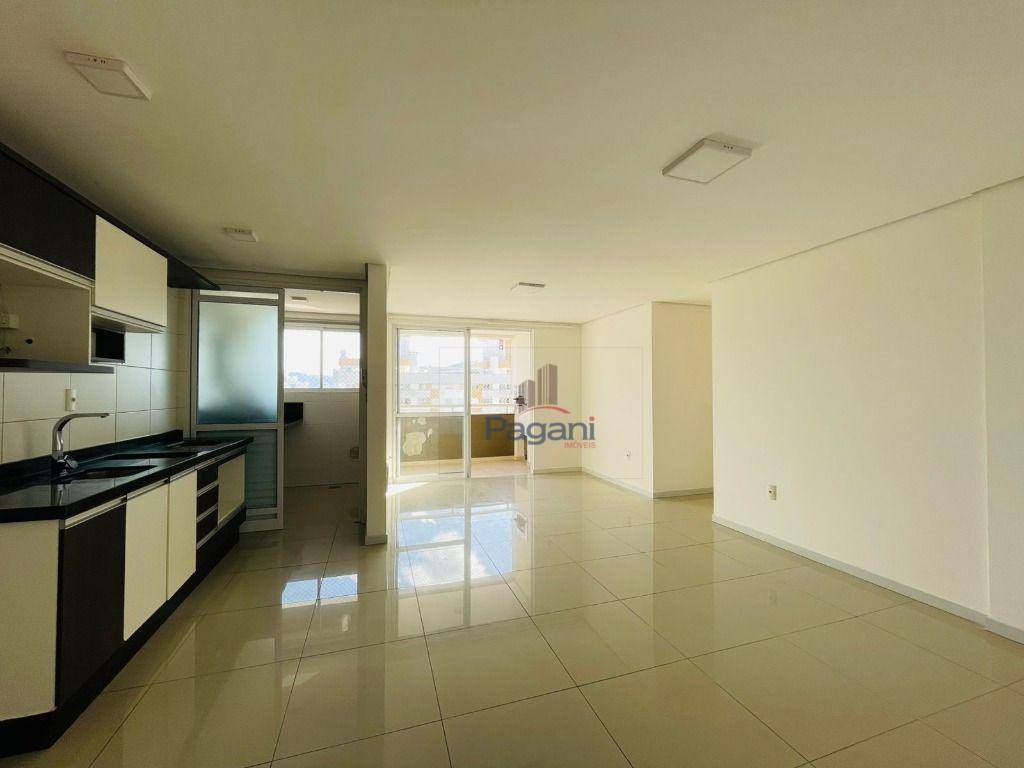 Apartamento para alugar com 2 quartos, 80m² - Foto 14
