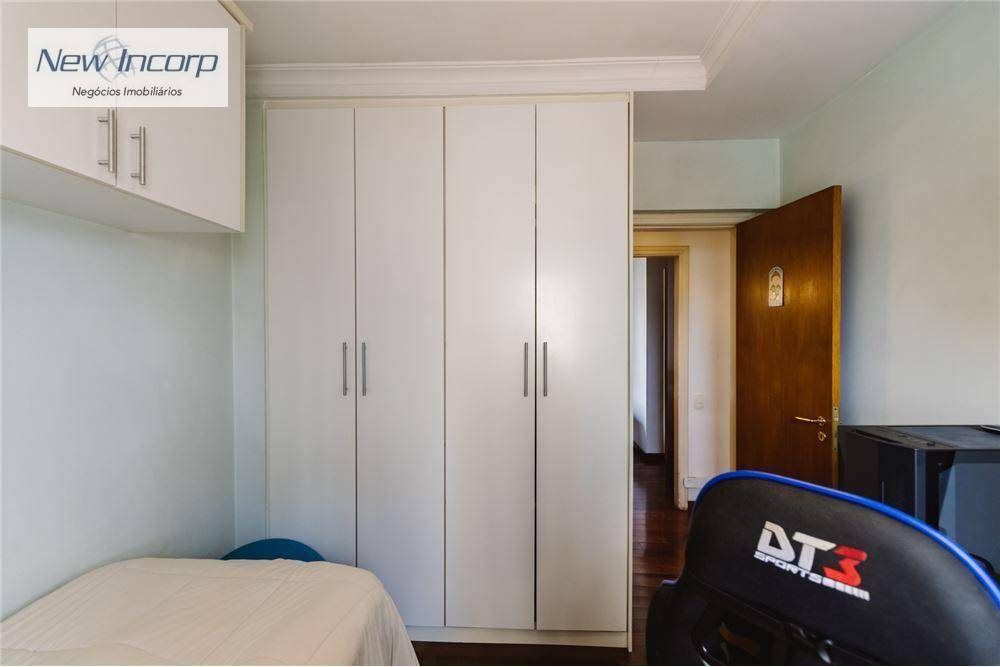 Apartamento à venda com 3 quartos, 121m² - Foto 23