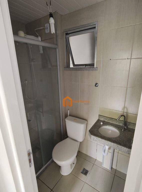 Apartamento à venda com 2 quartos, 62m² - Foto 13