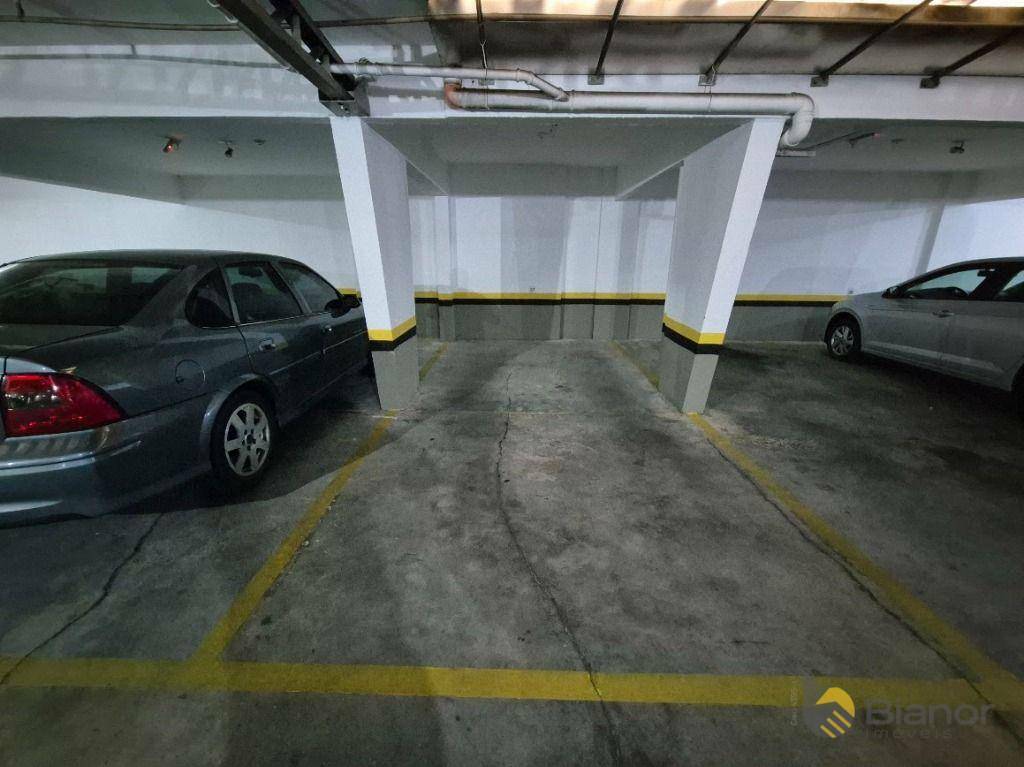 Apartamento para alugar com 2 quartos, 70m² - Foto 16