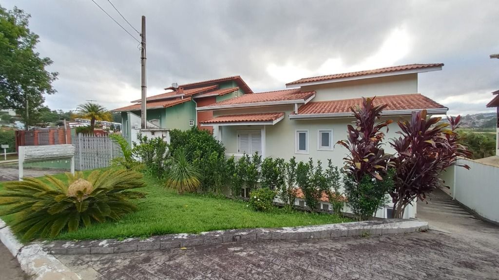 Casa de Condomínio à venda com 4 quartos, 350m² - Foto 40