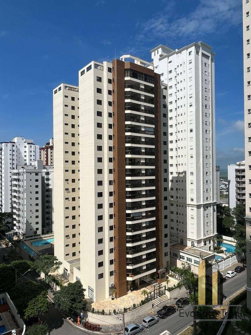 Apartamento à venda com 4 quartos, 144m² - Foto 1