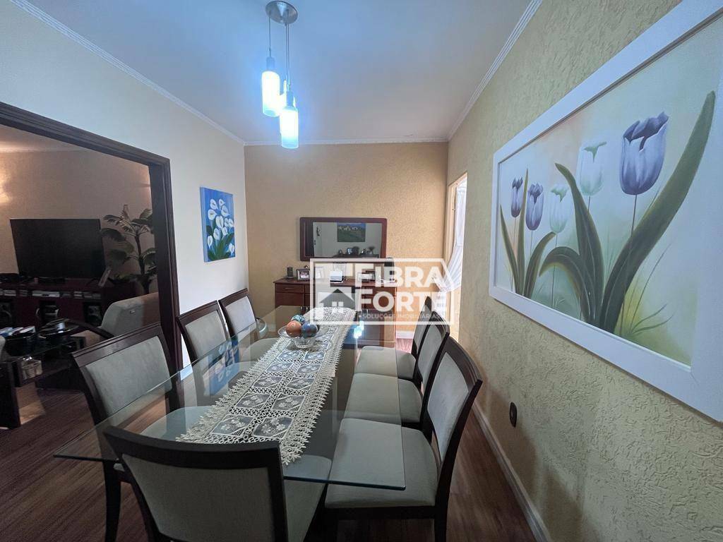 Casa à venda com 3 quartos, 179m² - Foto 5