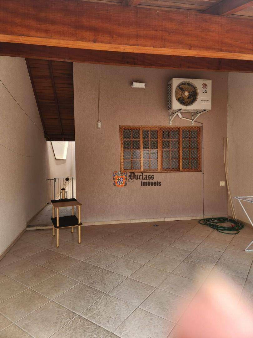 Sobrado à venda com 3 quartos, 124m² - Foto 3