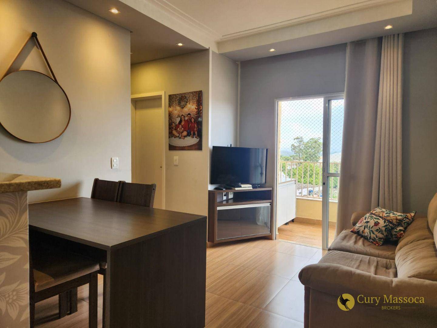 Apartamento à venda com 2 quartos, 57m² - Foto 1