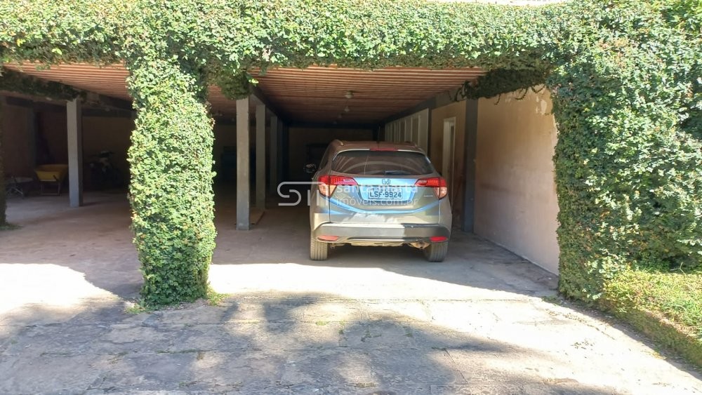 Fazenda à venda com 13 quartos, 150m² - Foto 42