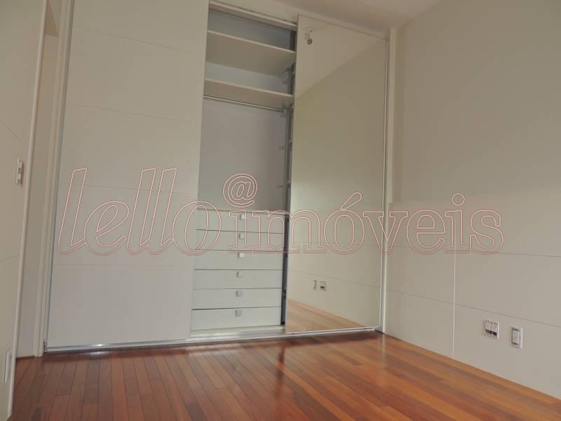 Apartamento à venda com 3 quartos, 208m² - Foto 14