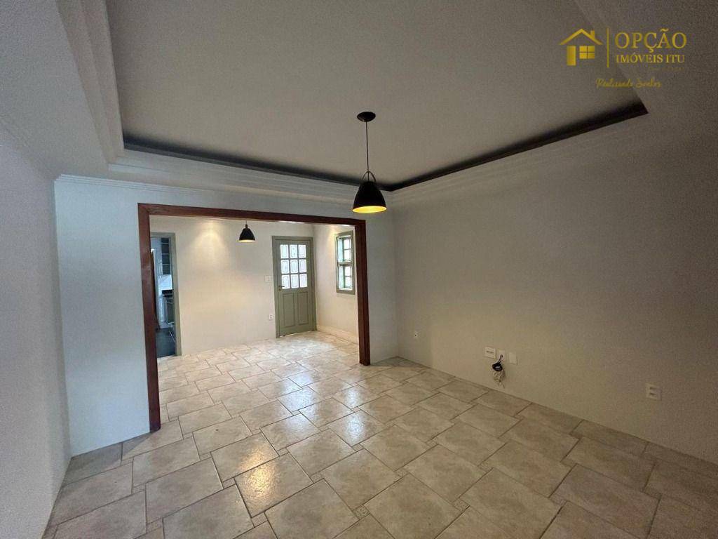 Casa à venda com 2 quartos, 76m² - Foto 2