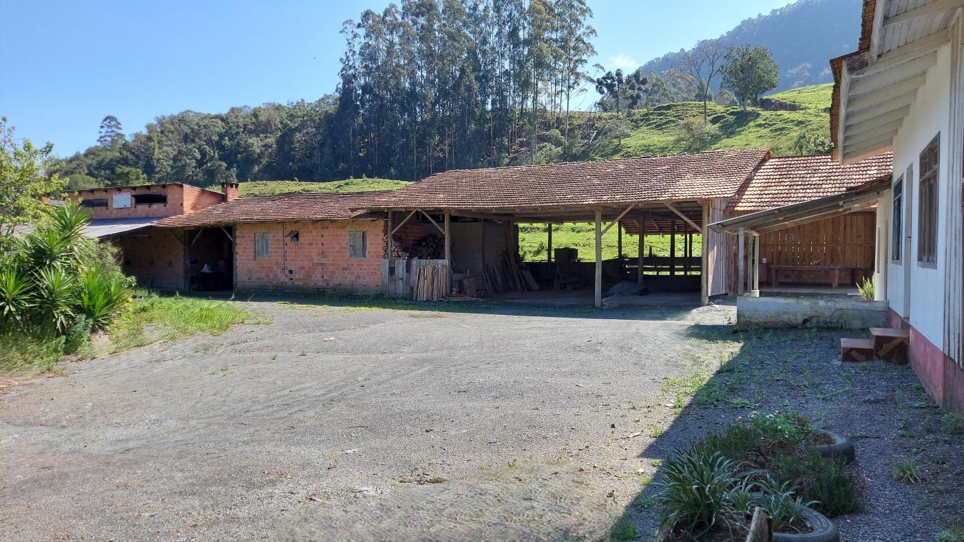 Fazenda à venda com 4 quartos, 101500m² - Foto 7