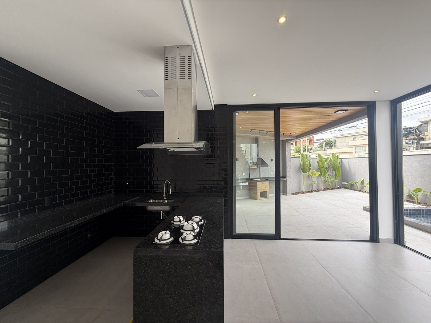 Casa à venda com 3 quartos, 178m² - Foto 20