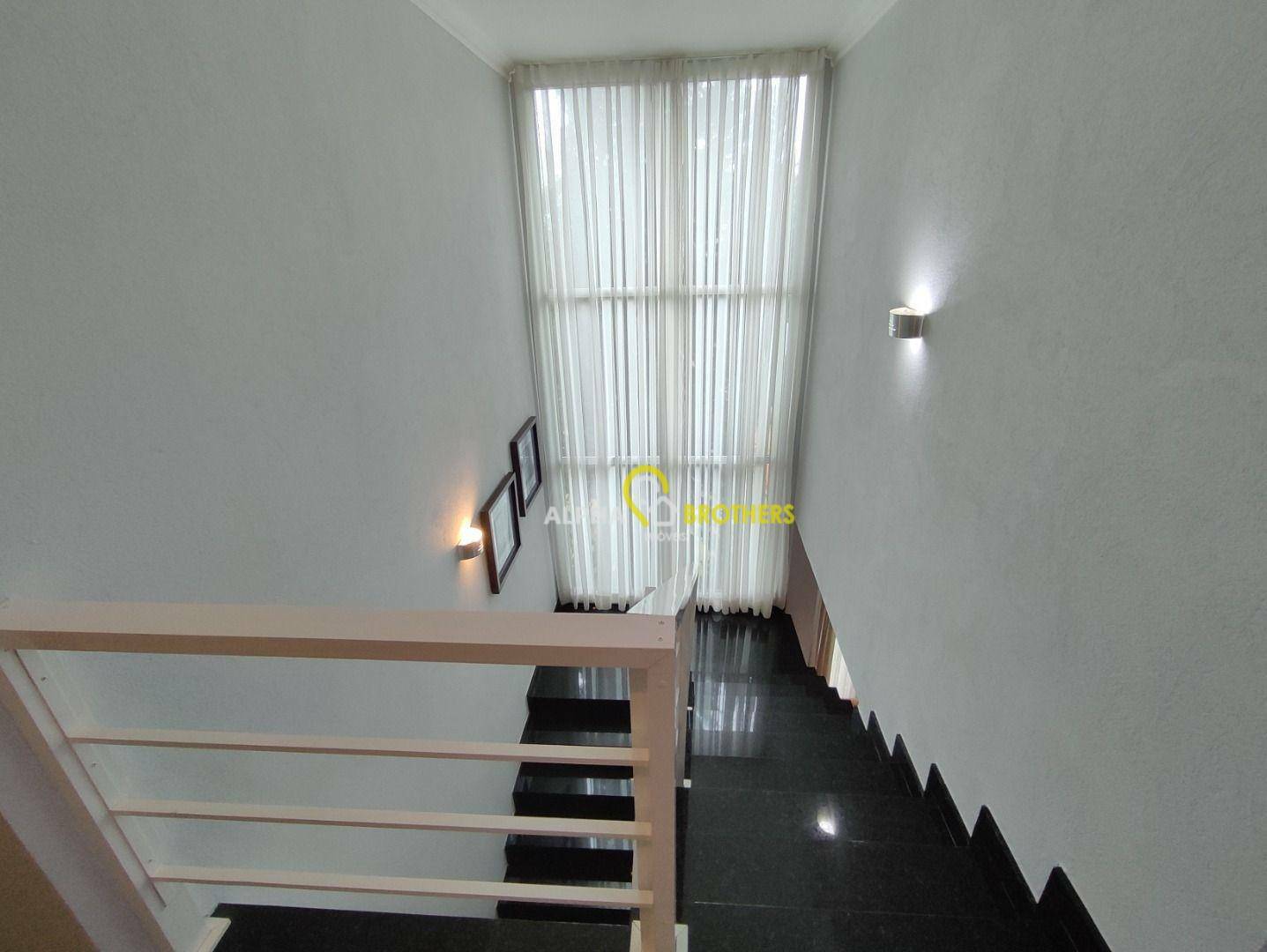 Casa de Condomínio à venda com 4 quartos, 300m² - Foto 19