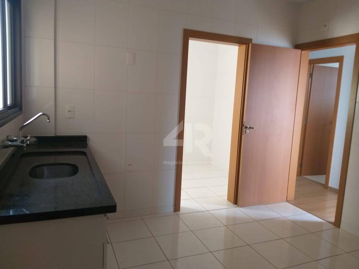 Apartamento à venda com 3 quartos, 100m² - Foto 3