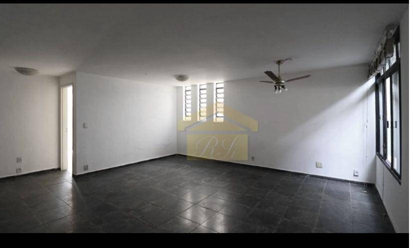 Sobrado à venda com 3 quartos, 198m² - Foto 1