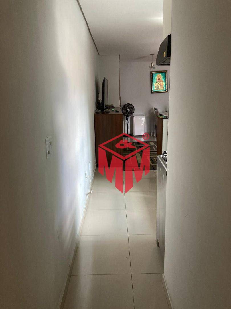 Apartamento à venda com 2 quartos, 70m² - Foto 13