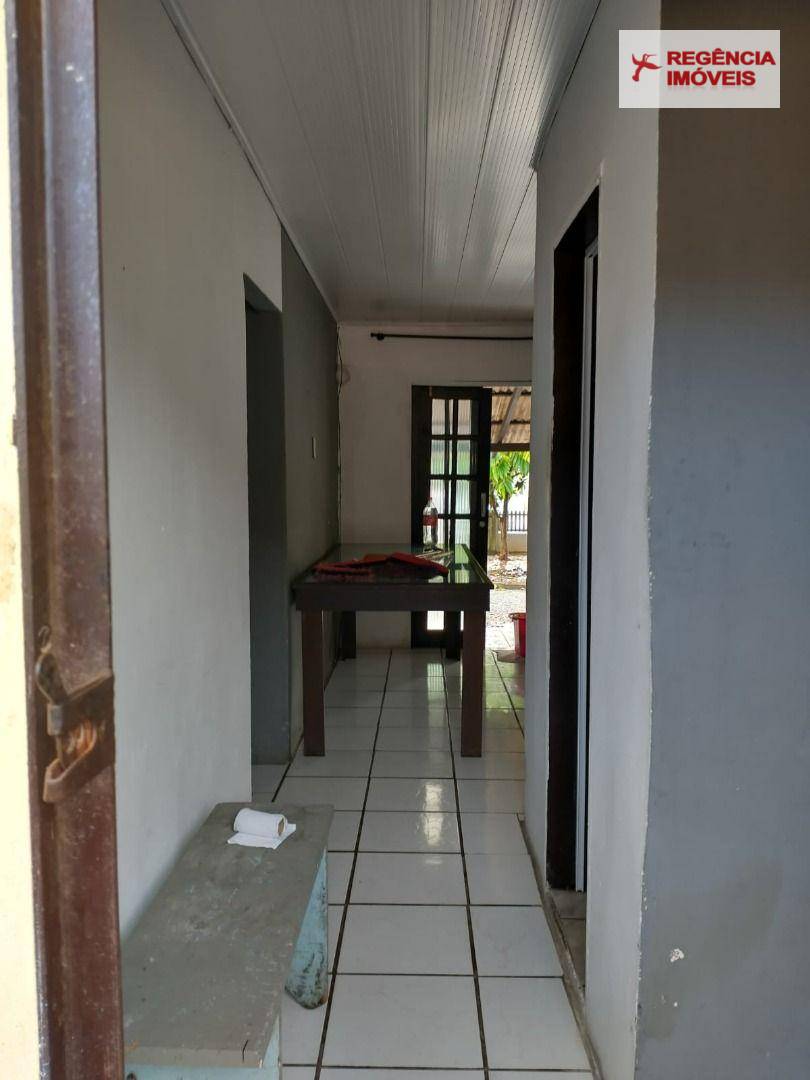 Casa à venda com 3 quartos, 108m² - Foto 11