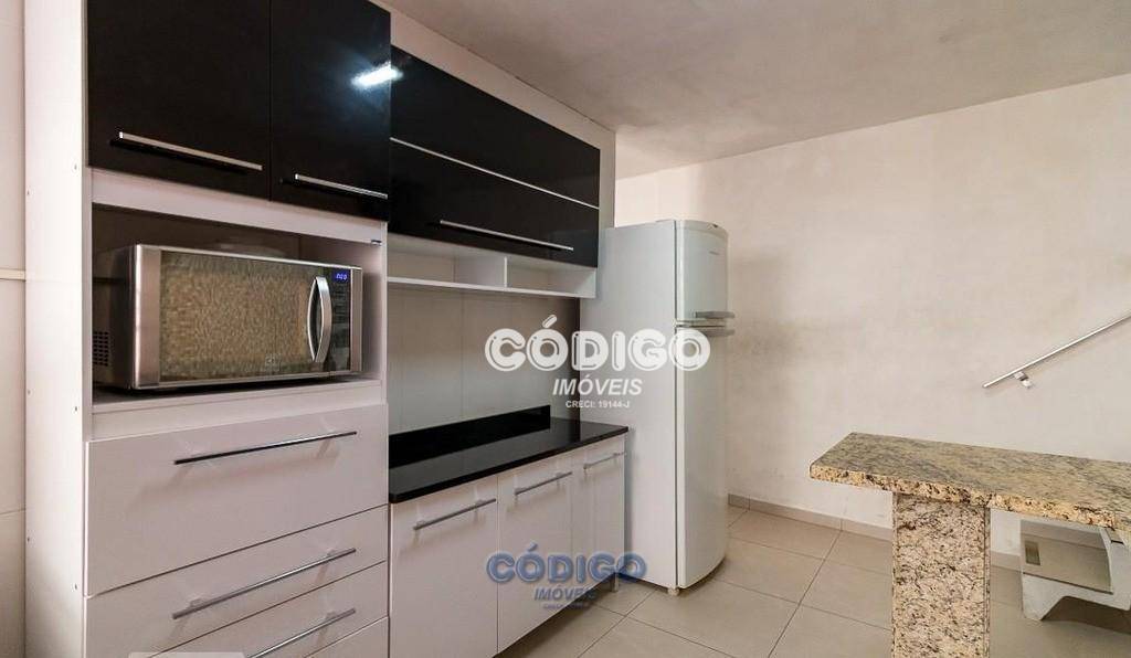 Sobrado à venda com 3 quartos, 230m² - Foto 11