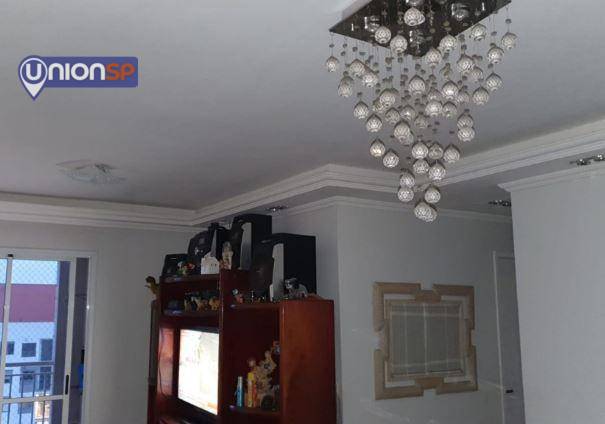 Apartamento à venda com 3 quartos, 72m² - Foto 1