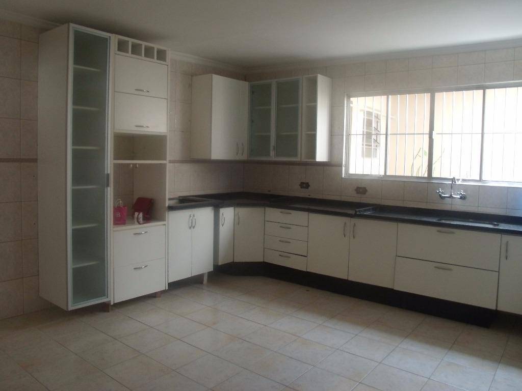 Sobrado à venda com 2 quartos, 70m² - Foto 1