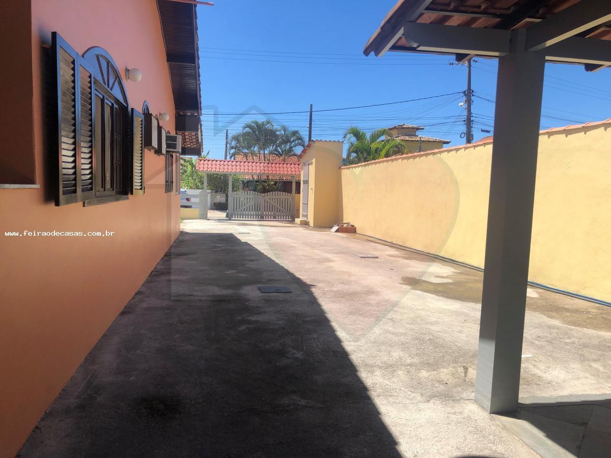 Casa à venda com 3 quartos, 200m² - Foto 14