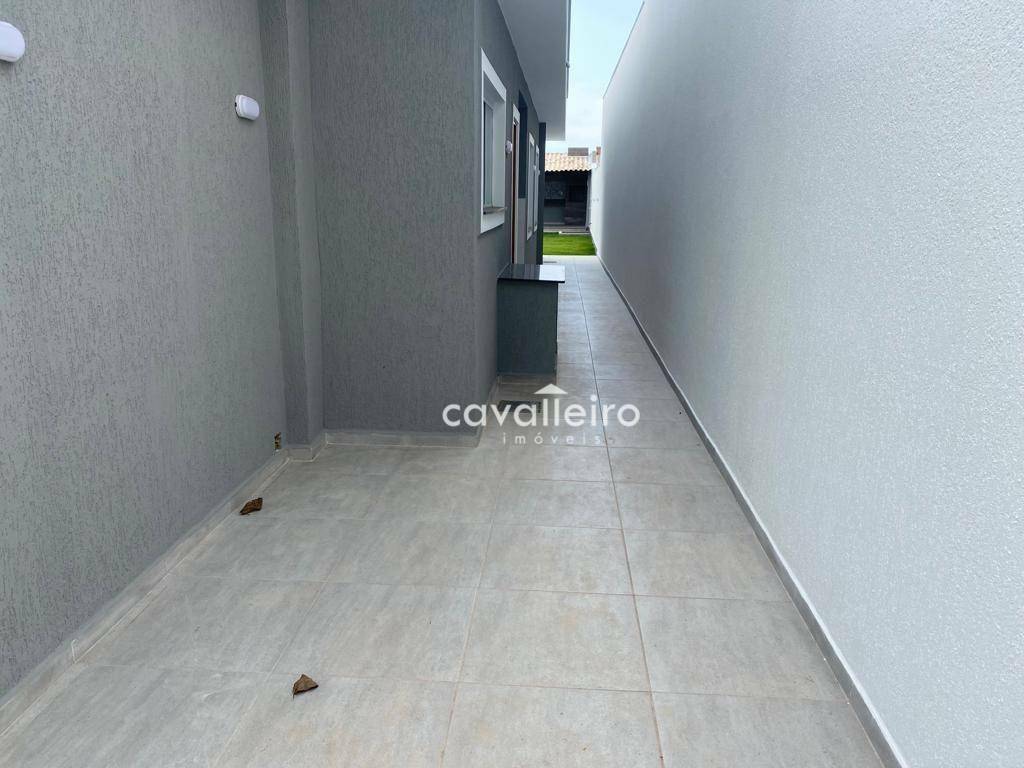 Casa à venda com 3 quartos, 98m² - Foto 12