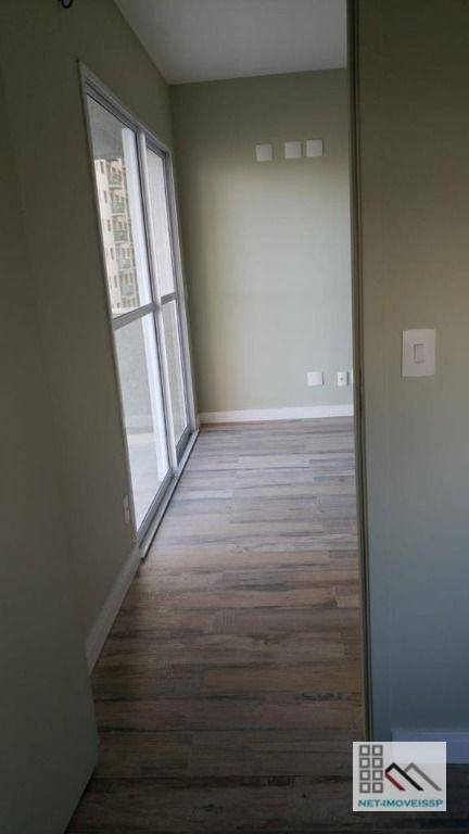 Apartamento à venda com 2 quartos, 66m² - Foto 2