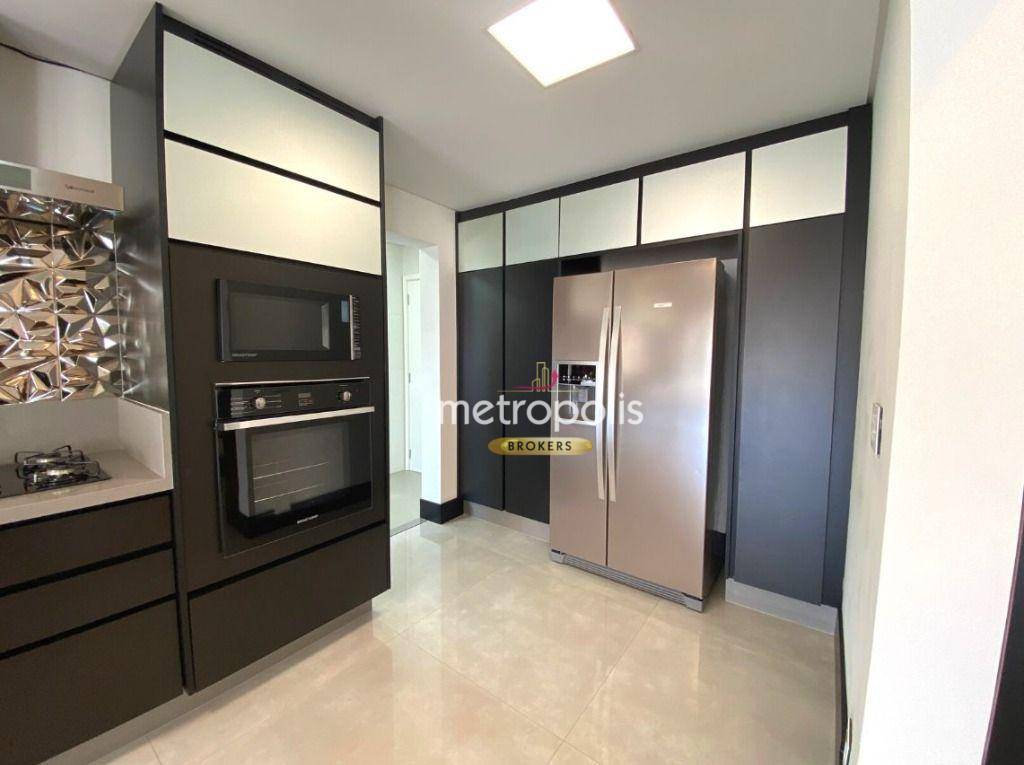 Apartamento para alugar com 3 quartos, 198m² - Foto 11