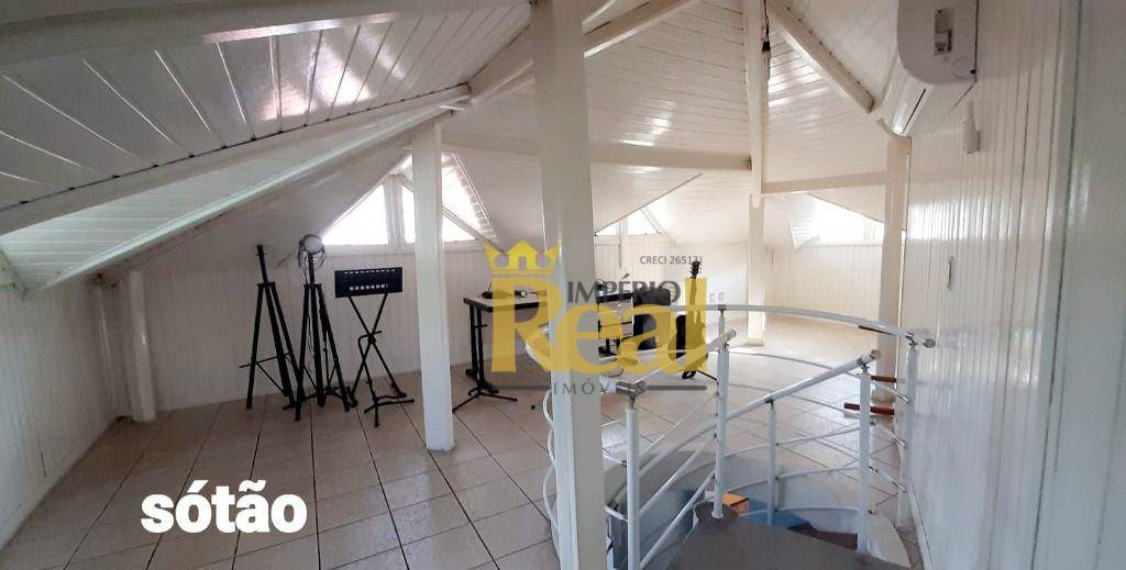 Casa à venda e aluguel com 4 quartos, 420m² - Foto 20