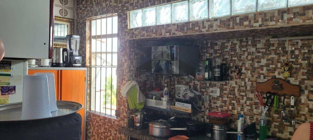 Apartamento à venda com 3 quartos, 101m² - Foto 19