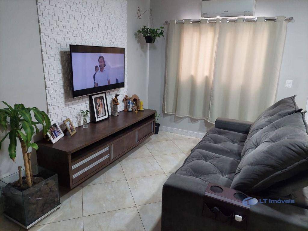 Sobrado à venda com 3 quartos, 101m² - Foto 1