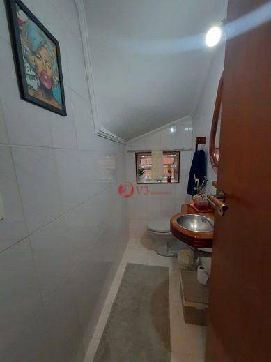 Sobrado à venda com 3 quartos, 193m² - Foto 11