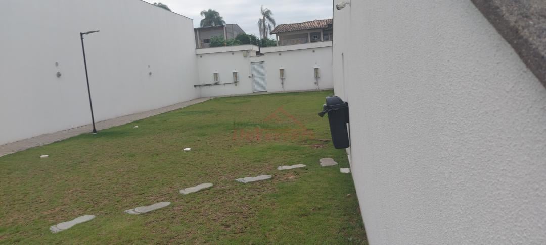 Apartamento à venda com 2 quartos, 65m² - Foto 19