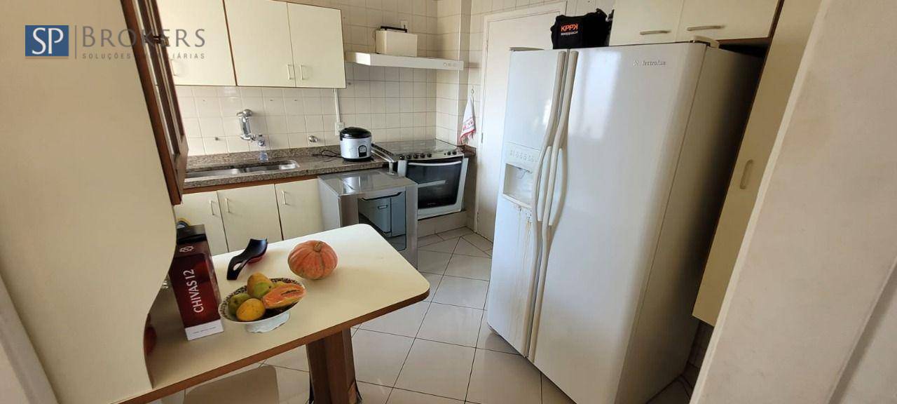 Apartamento à venda com 3 quartos, 82m² - Foto 3