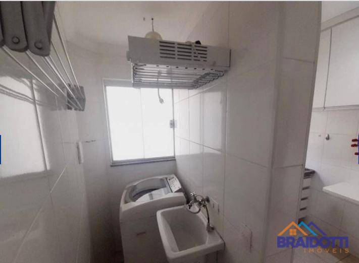 Apartamento à venda com 2 quartos, 60m² - Foto 10