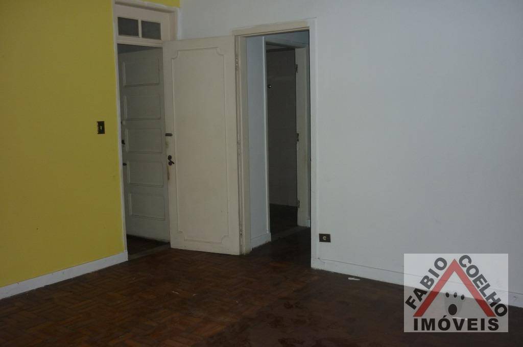 Apartamento à venda com 2 quartos, 77m² - Foto 11