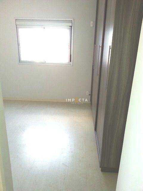 Apartamento à venda com 3 quartos, 107m² - Foto 10