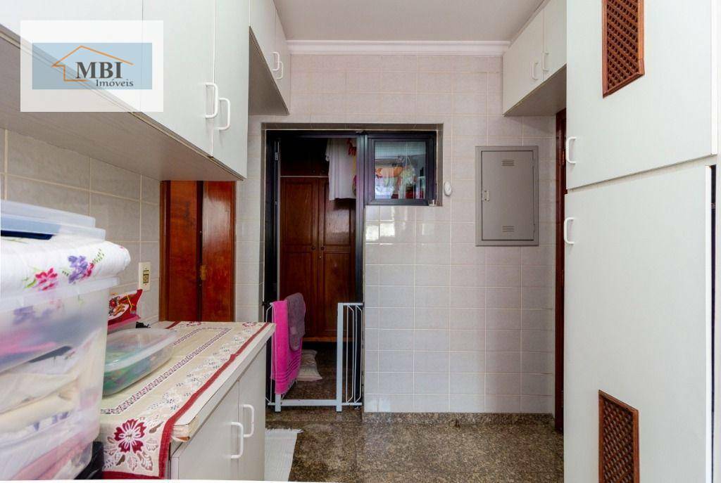 Apartamento à venda com 3 quartos, 160m² - Foto 12