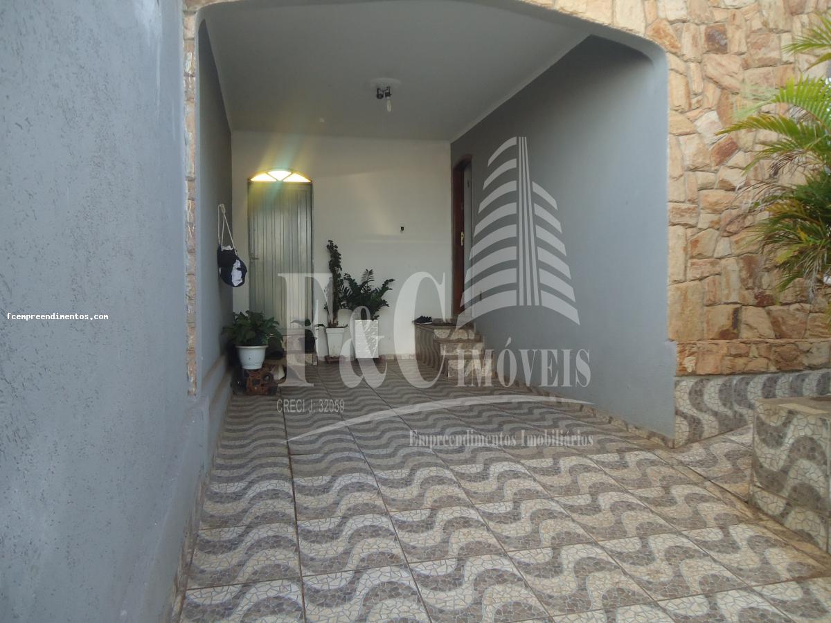 Casa à venda com 2 quartos, 295m² - Foto 25