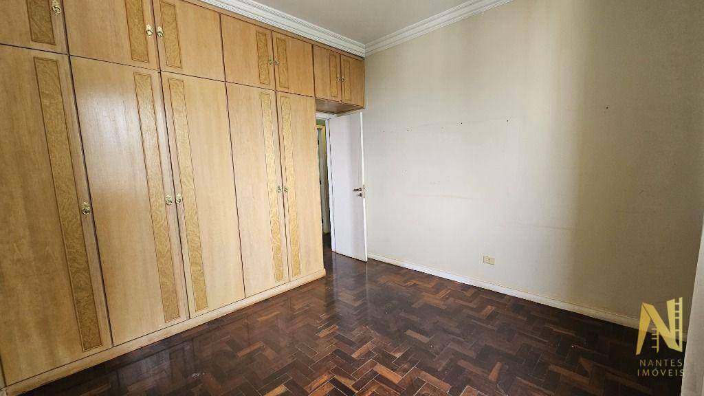 Apartamento à venda com 3 quartos, 118m² - Foto 21