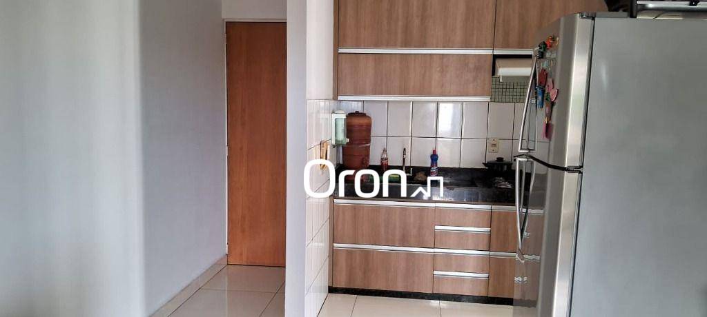 Apartamento à venda com 2 quartos, 59m² - Foto 2