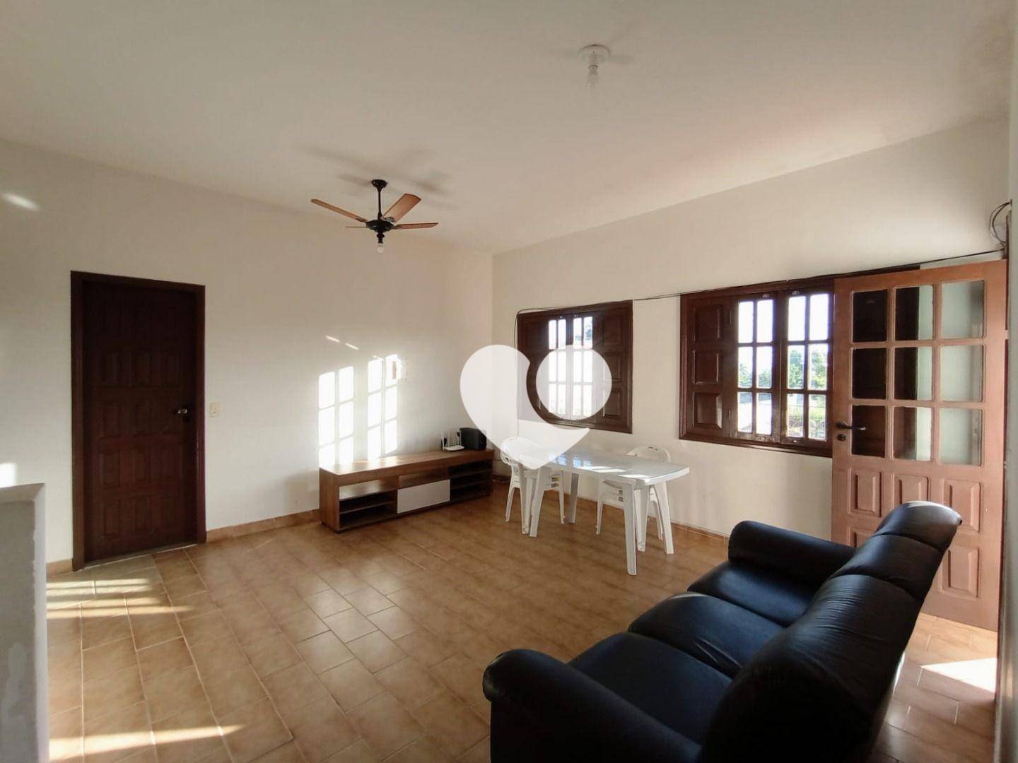 Casa para alugar com 6 quartos, 436m² - Foto 14