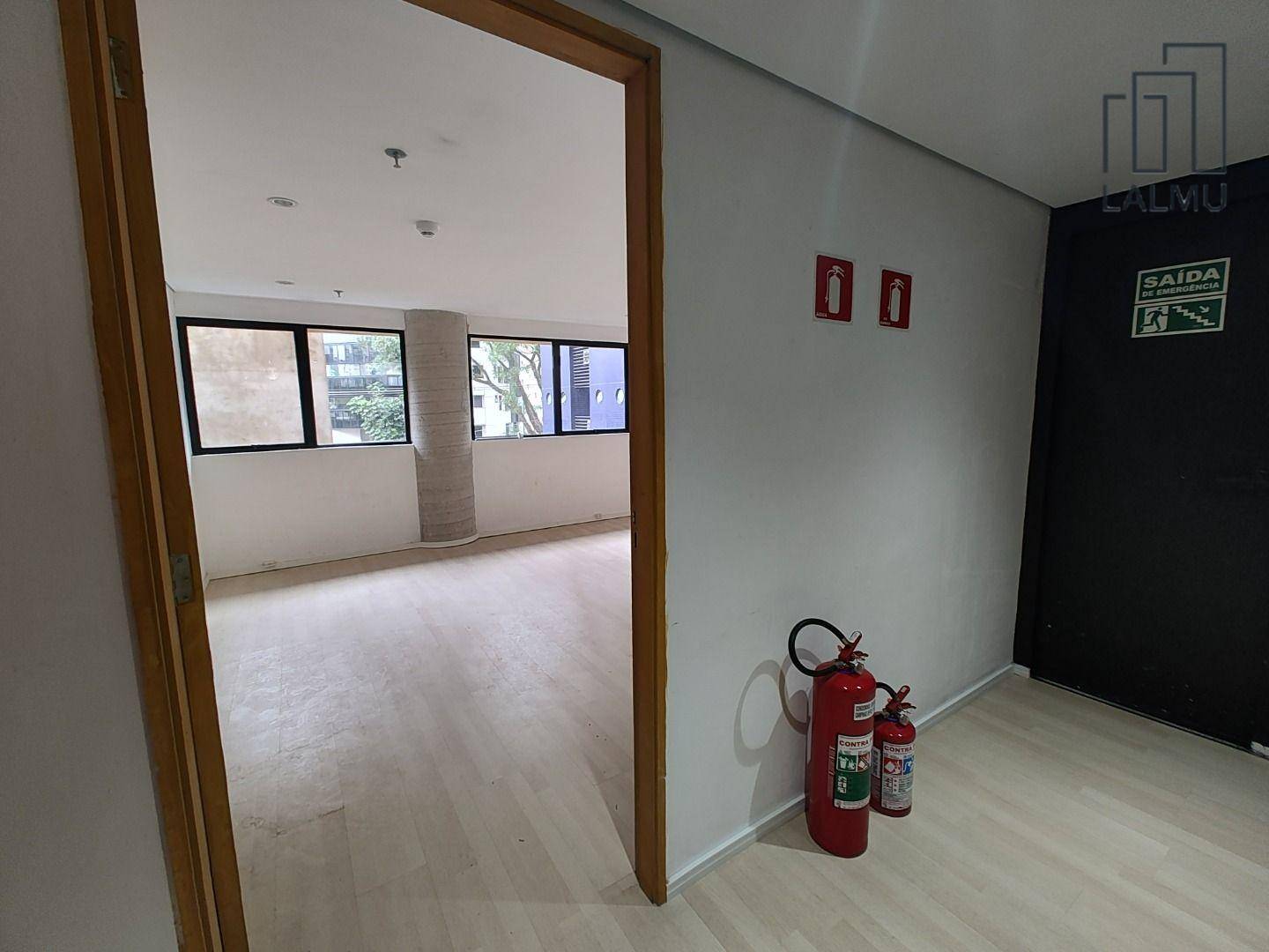 Conjunto Comercial-Sala para alugar, 84m² - Foto 12