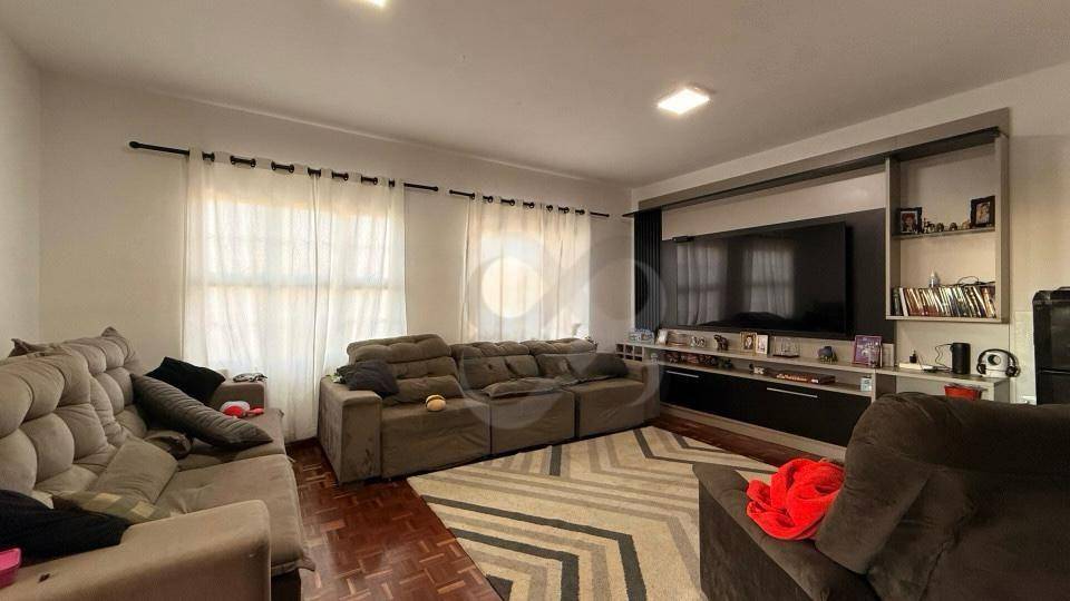 Casa, 3 quartos, 240 m² - Foto 3