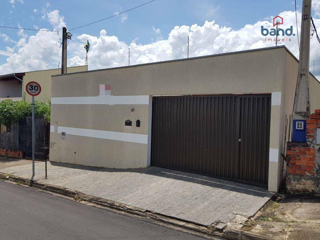 Casa à venda com 2 quartos, 183m² - Foto 1