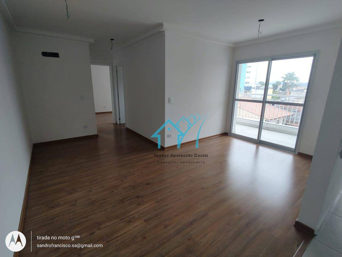 Apartamento à venda com 2 quartos, 72m² - Foto 3