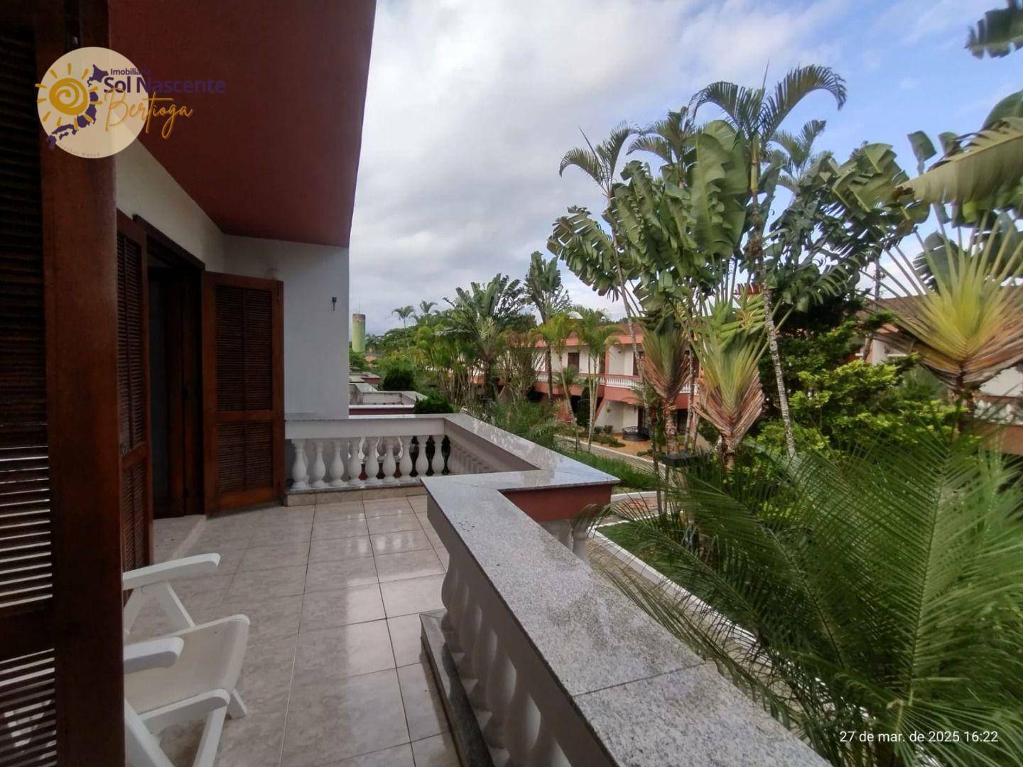 Casa de Condomínio à venda com 4 quartos, 230m² - Foto 8