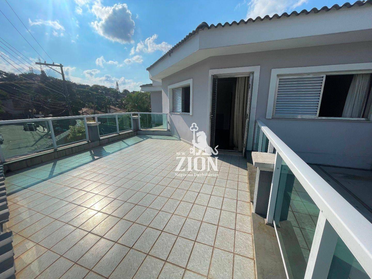 Casa à venda com 4 quartos, 290m² - Foto 9