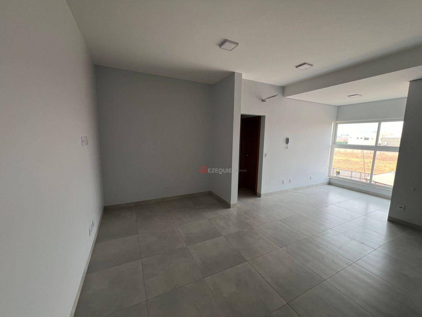 Apartamento para alugar com 2 quartos, 72m² - Foto 2