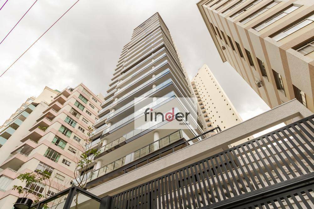 Apartamento à venda com 3 quartos, 205m² - Foto 31